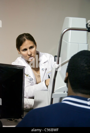 Community Vision Screening Vision Screening at Community Health Fair Stock Photo - Alamy