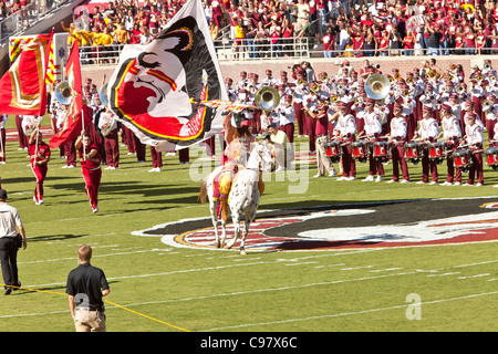 Chief Osceola on his horse Renegade as they take center field for the start of the football game at FSU Stock Photo