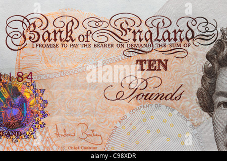 £10 Note Close Up showing the words 'I promise to pay the bearer on demand the sum of ten pounds' signed by Andrew Bailey Stock Photo