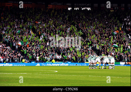 Celtic players in a huddle before the William Hill Premiership match at ...