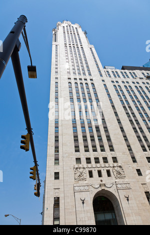 The LeVeque Tower at 50 West Broad Street in Columbus, Ohio. Stock Photo