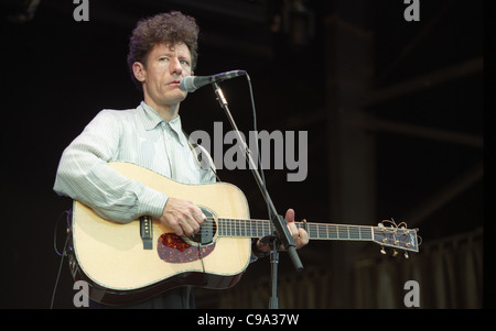 Lyle Lovett performs in during 1996 in Bonner Springs Kansas Stock Photo