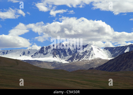 Himalayan snow peaks, White clouds and Blue sky near Tso Moriri lake Ladakh, Jammu and Kashmir State, India. Stock Photo