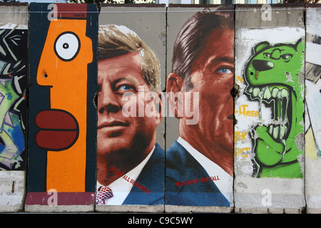 JFK & RONALD REAGAN PORTAITS & GRAFFITI BEHIND THE BERLIN WALL. PRESENTED BY THE WENDE MUSEUM LOS ANGELES CALIFORNIA USA 13 No Stock Photo