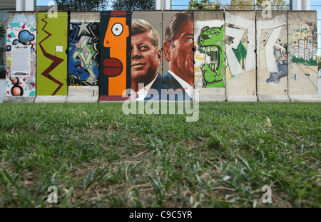 JFK & RONALD REAGAN PORTAITS & GRAFFITI BEHIND THE BERLIN WALL. PRESENTED BY THE WENDE MUSEUM LOS ANGELES CALIFORNIA USA 13 No Stock Photo