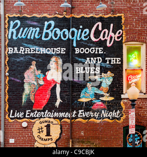 Wall painted old sign, Memphis Stock Photo
