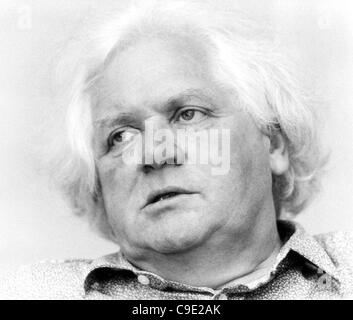 FILE PHOTO: London 1980. British film director Ken Russell, who was Oscar-nominated for his 1969 film Women In Love, has died. His son, Alex, said he died peacefully in his sleep in a hospital on Sunday, November 27, 2011 at the age of 84. Russell is seen posing for a portrait in the Dorchester Hote Stock Photo