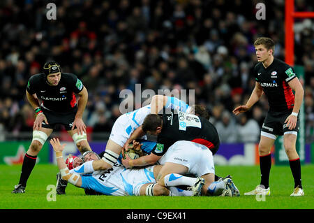 10.12.2011 London, England. sSaracens Prop (#3) Matt Stevens rips the ball during the first half of the 3rd round Heineken Cup game between Saracens and Welsh side Ospreys at Wembley Stadium. Stock Photo