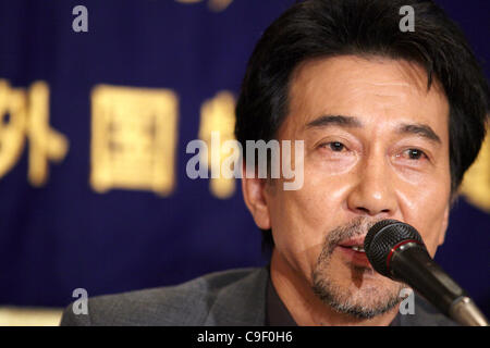 Koji Yakusho, Dec 3, 2011: Japanese actor Koji Yakusho appears at Foreign Correspondent's Club in Yurakucho, Tokyo, Japan, to promote his movie 'Admiral Yamamoto.' It is his first attendance at the Club. (Photo by AFLO) Stock Photo