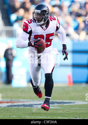 Atlanta Falcons strong safety William Moore (25) reacts after ...