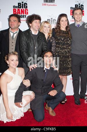 Johnny Galecki, Simon Helberg, Melissa Rauch, Mayim Bialik, Jim Parsons, Kaley Cuoco, Kunal Nayyar at arrivals for THE BIG BANG 100th Episode Celebration, California Science Center, Los Angeles, CA December 15, 2011. Photo By: Emiley Schweich/Everett Collection Stock Photo
