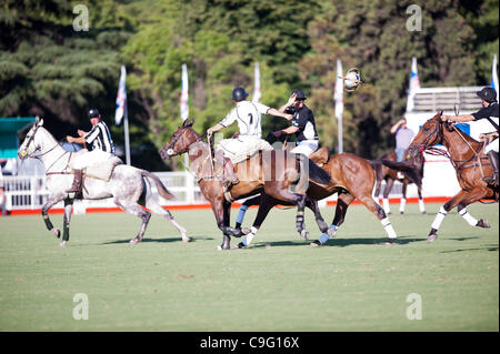 Grand Final of 70th Argentina Pato Open. Pato, also known as Horseball is Argentina national sport.  La Guarida team (16 points) versus Los Mochitos (14). Dec 18, 2011 in Buenos Aires, Argentina Stock Photo