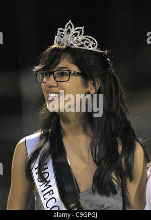 October 28, 2011 - Orlando, Florida, U.S. - ARIANNA MUNIZ, daughter of singer MARC ANTHONY, rides around the football field after being crowned Homecoming Queen and King for Bishop Moore high school. (Credit Image: © Phelan Ebenhack/ZUMApress.com) Stock Photo