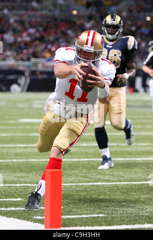 Jan. 1, 2012 - Saint Louis, Missouri, U.S - St. Louis Rams wide receiver BRANDON GIBSON (11) runs the ball for a touchdown against The  St. Louis Rams at the Edward Jones Dome. (Credit Image: © Scott Kane/Southcreek/ZUMAPRESS.com) Stock Photo