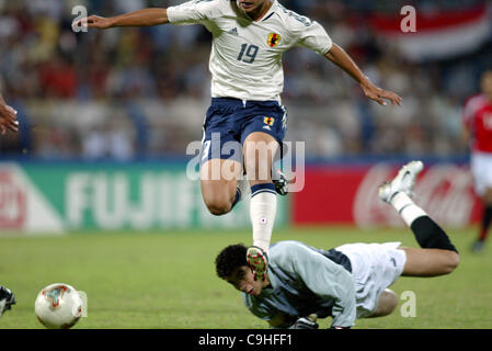 Sota Hirayama (JPN), DECEMBER 5, 2003 - Football / Soccer : Sota Hirayama scores during the FIFA World Youth Championship UAE 2003 between U-20 Japan 1-0 U-20 Egypt at Al Maktoum Stadium, Dubai, U.A.E. (Photo by YUTAKA/AFLO SPORT) [1040] Stock Photo