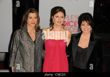 Jan. 11, 2012 - Los Angeles, California, U.S. - Wendie Malick, Jane Leeves, Valerie Bertinelli Attending The 2012 People's Choice Awards Red Carpet Arrivals held at the Nokia Theatre in Los Angeles, California on 1/11/12. 2012(Credit Image: Â© D. Long/Globe Photos/ZUMAPRESS.com) Stock Photo