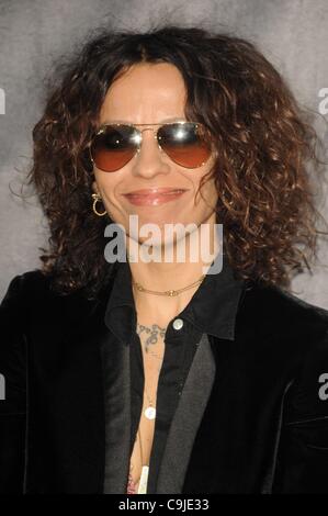 Linda Perry at arrivals for 17th Annual Critics Choice Movie Awards
