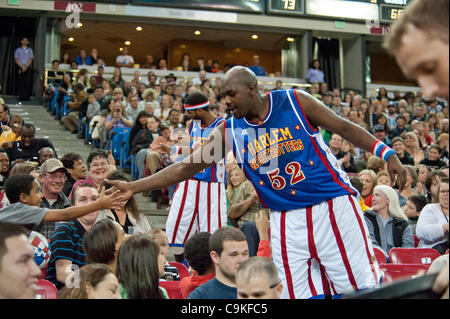 Mascots for Chicago White Sox, Harlem Globetrotters voted into hall of fame  • Northwest Indiana Business Magazine