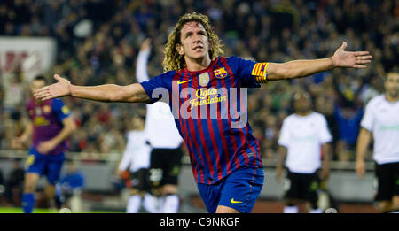 01/02/2011 - VALENCIA, Spain // COPA DEL REY FOOTBALL - Soccer - Valencia CF vs. FC Barcelona - 1/2 finals - Estadio Mestalla --------- Puyol from FCBarcelona celebrating 0-1 for FC BArcelona Stock Photo