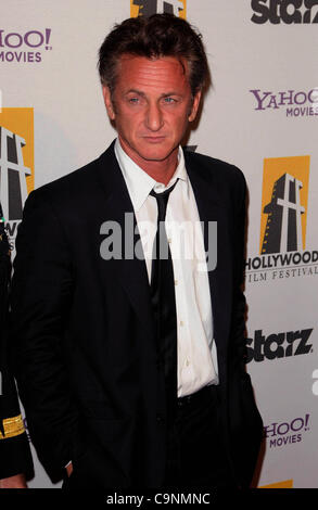 Oct. 25, 2010 - Los Angeles, California, U.S. - Sean Penn Attending The 14th Annual Hollywood Awards Gala Held At The Beverly Hilton Hotel In Beverly Hills, California On October 25, 2010. 2010.K66625LONG(Credit Image: © D. Long/Globe Photos/ZUMApress.com) Stock Photo