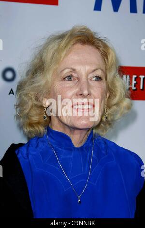 Nov. 13, 2008 - Beverly Hills, Los Angeles, CA - EILEEN RYAN.MOTHER OF SEAN PENN.THE PREMIERE OF THE NEW MOVIE FROM FOCUS FEATURES MILK, HELD AT THE ACADEMY OF MOTION PICTURE ARTS AND SCIENCES SAMUEL GOLDWYN THEATRE,  BEVERLY HILLS, CALIFORNIA.  11-13-2008. GRAHAM WHIBY BOOT- -   2008.K60494ALST(Cre Stock Photo