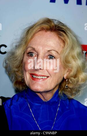 Nov. 13, 2008 - Beverly Hills, Los Angeles, CA - EILEEN RYAN.MOTHER OF SEAN PENN.THE PREMIERE OF THE NEW MOVIE FROM FOCUS FEATURES MILK, HELD AT THE ACADEMY OF MOTION PICTURE ARTS AND SCIENCES SAMUEL GOLDWYN THEATRE,  BEVERLY HILLS, CALIFORNIA.  11-13-2008. GRAHAM WHIBY BOOT- -   2008.K60494ALST(Cre Stock Photo