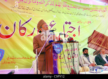 Jamat-e-Islami (JI) Ameer, Syed Munawar Hasan addresses to Fifty-ninth Annual Gathering of Islami Jamiat Talba (IJT) held in Gujranwala on Friday, February 10, 2012. Stock Photo