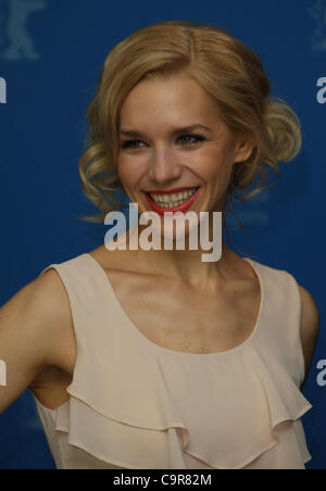 JULIA DIETZE IRON SKY PHOTOCALL BERLIN FILM FESTIVAL 2012 THE GRAND HYATT POTSDAMER PLATZ BERLIN GERMANY 11 February 2012 Stock Photo