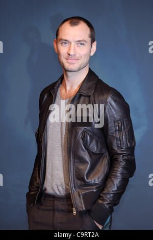 Feb. 15, 2012 - Tokyo, Japan - Actor Jude Law attends a press conference promoting his film 'Sherlock Holmes: A Game of Shadows' on February 15, 2012 in Tokyo, Japan. The film will open on March 10 in Japan. (Credit Image: © Junko Kimura/Jana Press/ZUMAPRESS.com) Stock Photo
