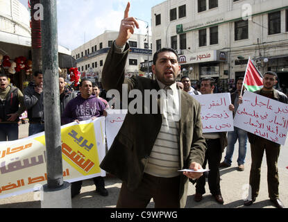 Feb. 25, 2012 - Nablus, West Bank - Palestinians participate in a protest against rising prices and taxes in the city of Nablus West Bank, Saturday. (Credit Image: © Wagdi Eshtayah/APA Images/ZUMAPRESS.com) Stock Photo