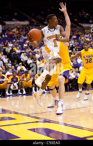Feb. 29, 2012 - Baton Rouge, Louisiana, United States of America - Tennessee Volunteer guard Josh Richardson (1) looks to pass from underneath during the first half. LSU leads Tennessee at the half 35-24. (Credit Image: © Joseph Bellamy/Southcreek/ZUMAPRESS.com) Stock Photo