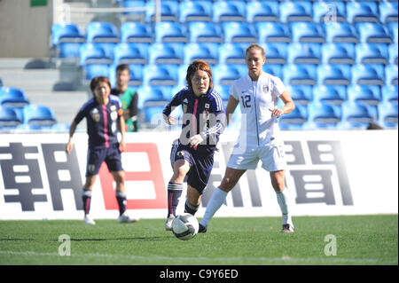 Mizuho Sakaguchi (JPN), Lauren Cheney (USA), MARCH 5, 2012 - Football / Soccer : The Algarve Women's Football Cup 2012, match between Japan 1-0 USA in Estadio Algarve, Faro, Portugal. (Photo by Atsushi Tomura/AFLO SPORT) [1035] Stock Photo