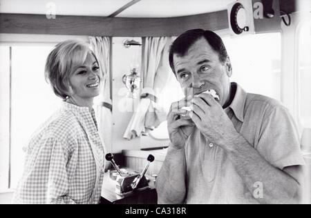 GIG YOUNG with wife Elaine Williams and daughter Jennifer Young ...