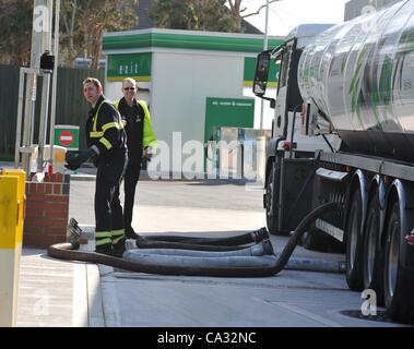 Panic buying of fuel in Britain, UK Stock Photo