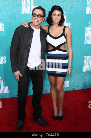 JEAN-CLAUDE VAN DAMME & BIANCA THE MTV MOVIE AWARDS 2012. ARRIVALS LOS ANGELES CALIFORNIA USA 03 June 2012 Stock Photo