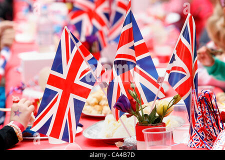 Over 500 people enjoying the Bank Holiday Street Party celebrating the Diamond Jubilee weekend in Kennington South London 4.June Stock Photo