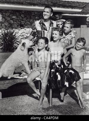 GALE STORM  with husband Lee Bonnell , sons Phillip Bonnell  , Peter Bonnell  , Paul Bonnell.AKA Josephine Owaissa Cottle.Supplied by   Photos inc.(Credit Image: Â© Supplied By Globe Photos Inc/Globe Photos/ZUMAPRESS.com) Stock Photo