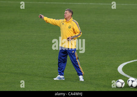 07.06.2012 Ukrainian national soccer team head coach Oleg Blokhin leads his team's training session in Kiev, Ukraine. Ukraine will face Sweden in the group D match of the UEFA EURO 2012 soccer championship on 11 June in Kiev. Stock Photo