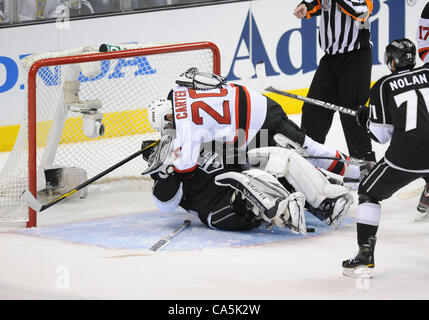 Photo: New Jersey Devils vs Los Angeles Kings in Game 3 of the Stanley Cup  Finals in Los Angeles - LAP20120604810 