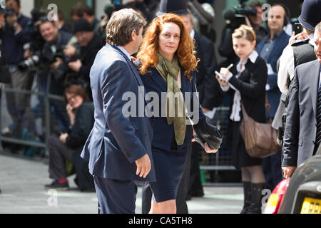 Westminster Magistrates, London, UK. 13.06.2012 Picture shows Rebekah Brooks 44-year-old former News of the World and Sun editor at Westminster Magistrates with husband Charlie Brooks, where she faces three charges of conspiracy to pervert the course of justice. Stock Photo