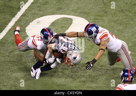 New York Giants #83 Wide Reciever Sinorice Moss receives the ball. The New  York Giants defeated the Oakland Raiders 44-7 at Giants Stadium in  Rutherford, New Jersey. (Credit Image: © Anthony Gruppuso/Southcreek