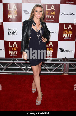 LIZ PHAIR PEOPLE LIKE US. WORLD PREMIERE AT FILM INDEPENDENT LOS ANGELES FILM FESTIVAL DOWNTOWN LOS ANGELES CALIFORNIA USA 15 Stock Photo