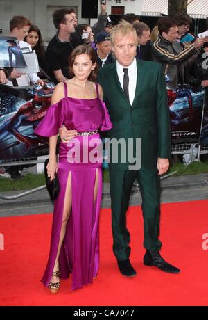 London - Rhys Ifans and Anna Friel at the UK Premiere of 'The Amazing Spider-Man' at the Odeon, Leicester Square, London - June 18th 2012  Photo by Keith Mayhew Stock Photo