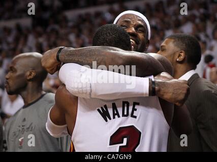 June 21, 2012 - Miami, Florida, U.S. -  hugs Miami Heat shooting guard Dwyane Wade (3) during the final minutes of the game at AmericanAirlines Arena in Miami, FL. (Credit Image: © Allen Eyestone/The Palm Beach Post/ZUMAPRESS.com) Stock Photo