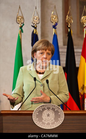 FOUR NATIONS SUMMIT IN ROME, ITALY. German Chancellor Angela Merkel speaking at press conference at the Four nations summit between France, Germany, Italy and Spain at Villa Madama, Rome, Italy. 22/06/2012 Stock Photo