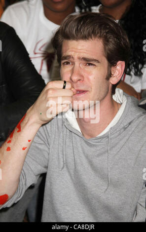 June 26, 2012 - Brooklyn, New York, U.S. - Actor ANDREW GARFIELD, from the cast of 'The Amazing Spiderman' help Beautify Brooklyn Community, as Part of the Be Amazing, Stand Up and Volunteer Initiative held at Farragut Houses. (Credit Image: © Nancy Kaszerman/ZUMAPRESS.com) Stock Photo