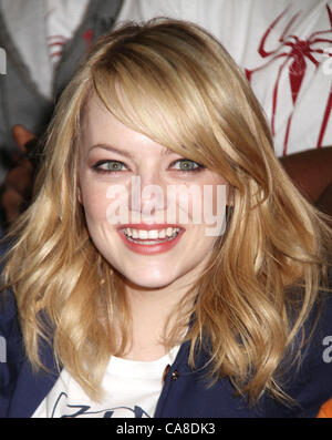 June 26, 2012 - Brooklyn, New York, U.S. - Actress EMMA STONE, from the cast of 'The Amazing Spiderman' helps Beautify Brooklyn Community, as Part of the Be Amazing, Stand Up and Volunteer Initiative held at Farragut Houses. (Credit Image: © Nancy Kaszerman/ZUMAPRESS.com) Stock Photo