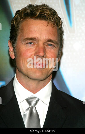 Hollywood, CA, USA; JOHN SCHNEIDER with his first wife TAWNY LITTLE.  Mandatory Credit: Kathy Hutchins/ZUMA Press. (©) Kathy Hutchins Stock Photo  - Alamy