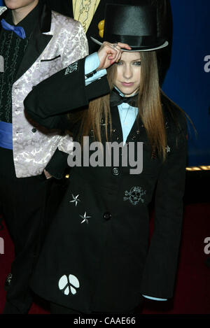 Feb 23, 2003; New York, NY, USA; Singer AVRIL LAVIGNE  @ the arrivals for the 45th Annual Grammy Awards held @ Madison Square Garden. Stock Photo