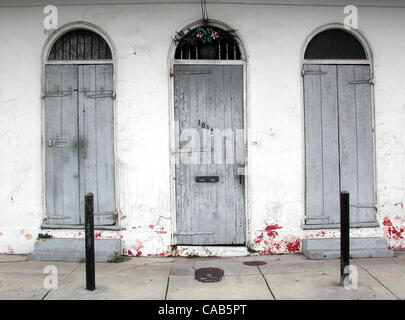 May 01, 2004; New Orleans, Louisiana, USA; Colorful buildings in the French Quarter. Stock Photo